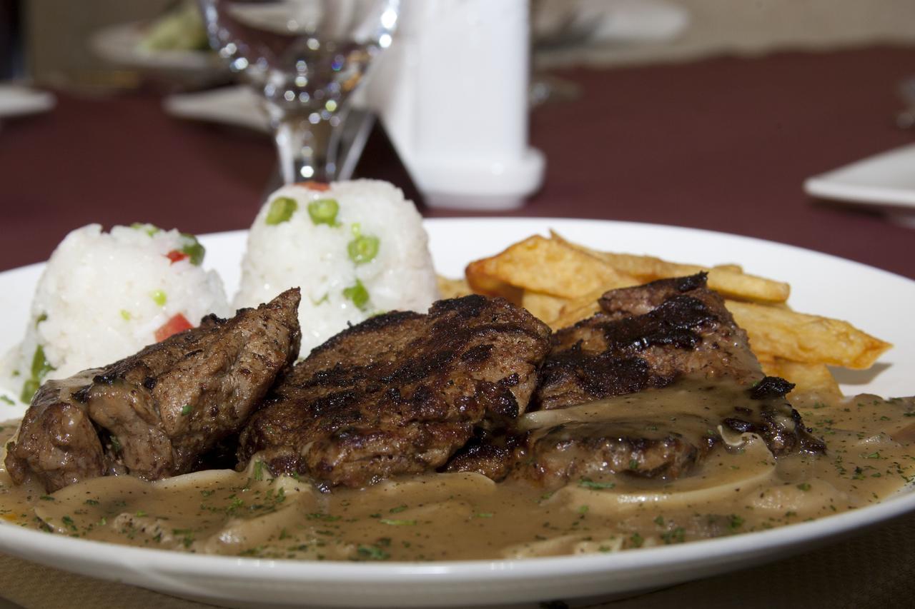 Manrashiwa Hotel Addis Ababa Dış mekan fotoğraf