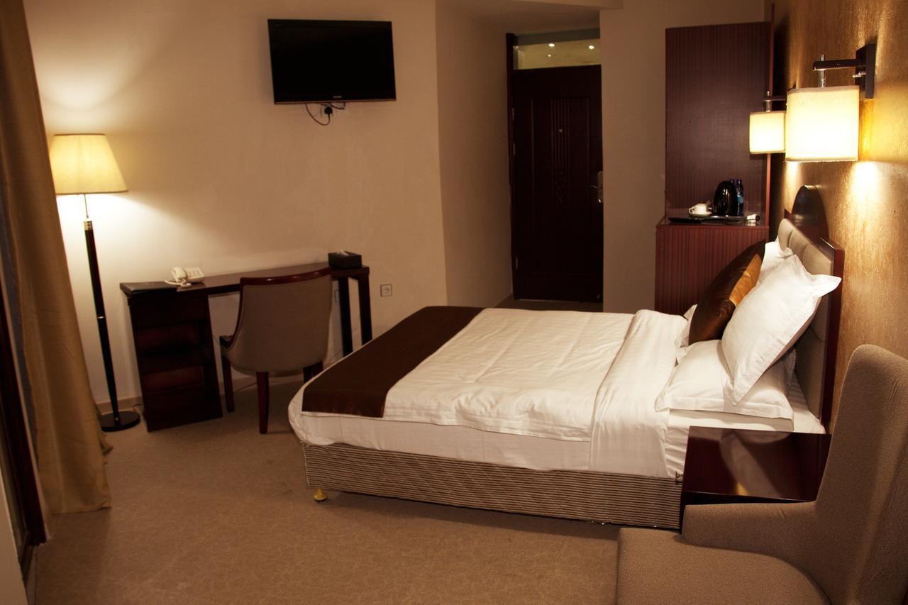 Manrashiwa Hotel Addis Ababa Oda fotoğraf