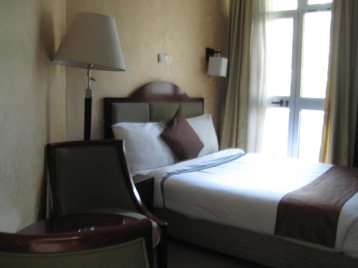 Manrashiwa Hotel Addis Ababa Dış mekan fotoğraf
